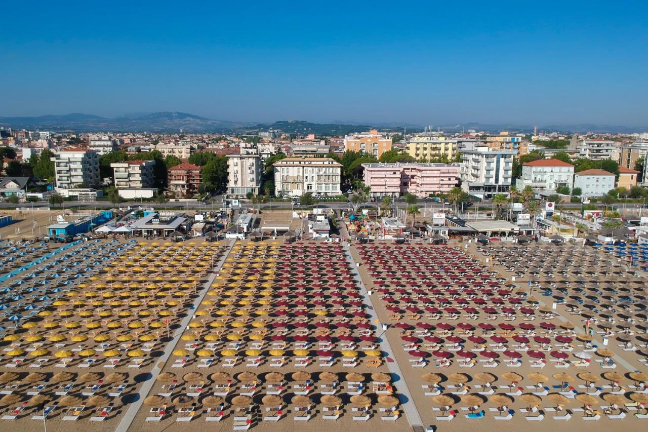 Hotel Villa Augustea Rimini Exteriér fotografie